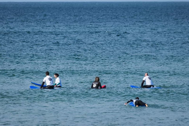 Costa da Caparica: Surf Lesson 2 hour All levels - What $32 gets you