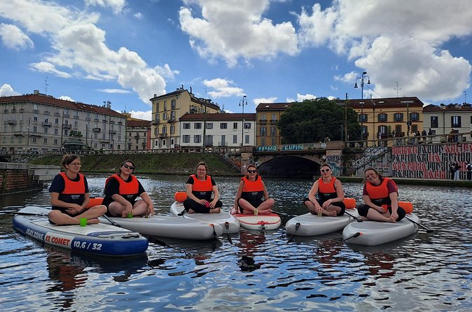 Discover Milan's Navigli by SUP: a wellness experience - How difficult is SUP on the Navigli?