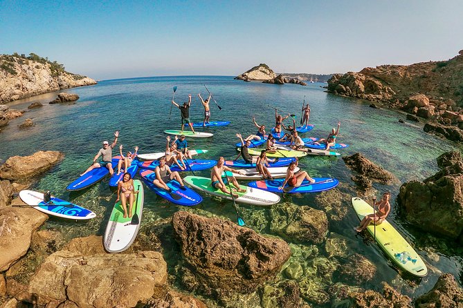 Discover the best corners of the island in paddle surf - Who will enjoy this SUP outing most