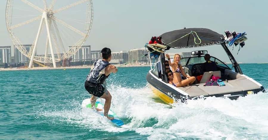 Dubai: Dubai Marina Wakesurfing or Wakeboarding Experience - Riding Beside Dubai Marina’s Towers