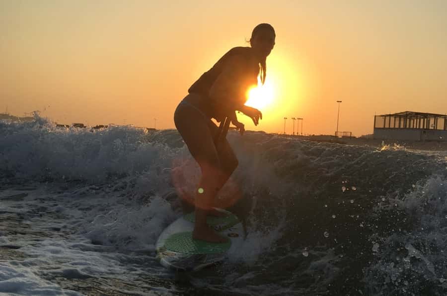 Dubai: Dubai Marina Wakesurfing or Wakeboarding Experience - Health and Comfort Considerations