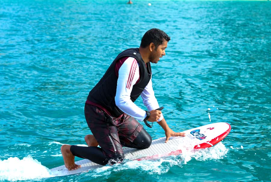 Dubai: Efoil or Electric Hydrofoil Surfboard Rental - Key points to know before booking