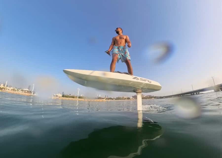 Dubai: Electric Hydrofoil or eFoil Surfboard Experience - Meeting at Fishing Harbor Gate
