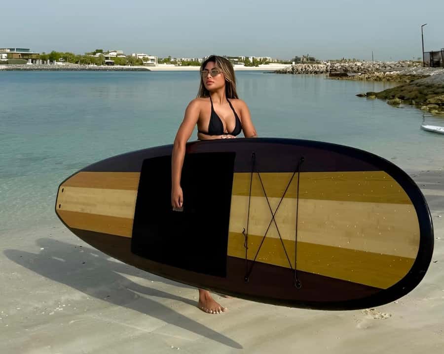 Dubai: Stand-Up Paddle Boarding with Burj Khalifa View - Why the Burj Khalifa looks better from a paddle board