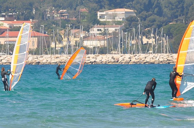 Dynamic Windsurfing Beginner Day1 Marbella Estepona - The five-stage system gives you somewhere to go next