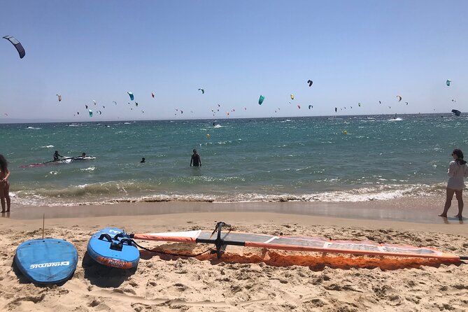 Dynamic Windsurfing Beginner Day1 Marbella Estepona - Who will enjoy this activity most?