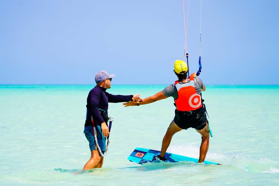 El Gouna: 6-Hour Basic Kitesurfing Course - Making use of the centre after the lesson