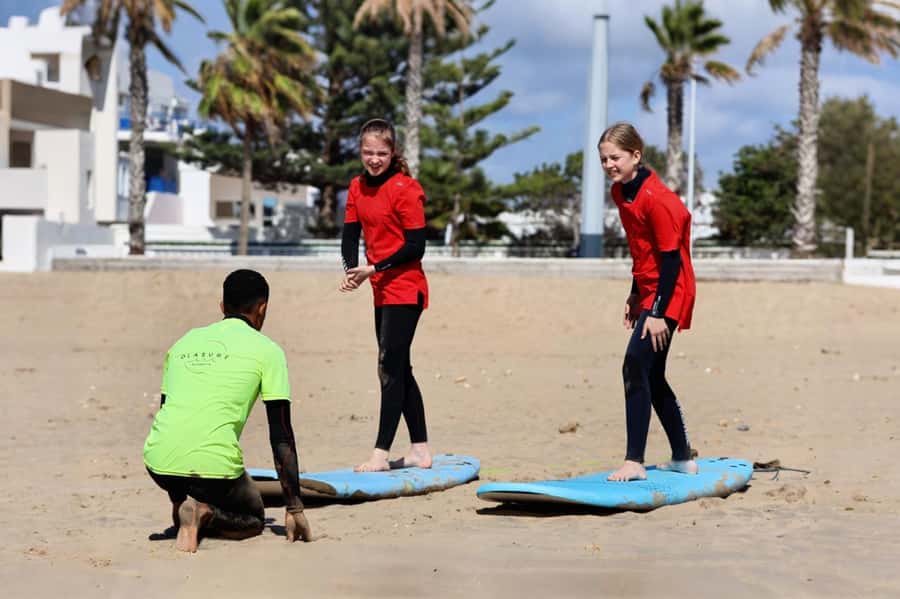 Essaouira: Surf Lessons - The main session: catching waves with an instructor nearby