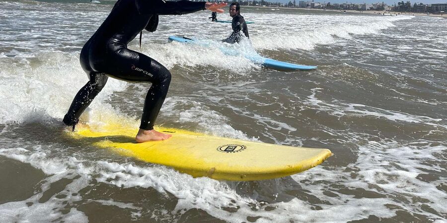 Essaouira: Surf Lessons - Equipment, lockers, showers, and small extras