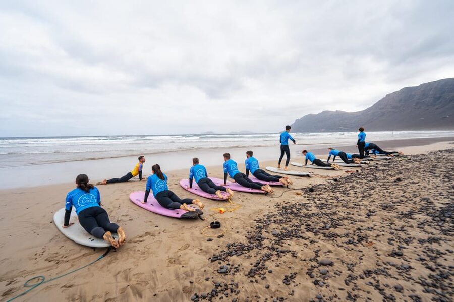 Famara Beach: Surfing Lessons with Videos - My verdict on the Famara surf lesson