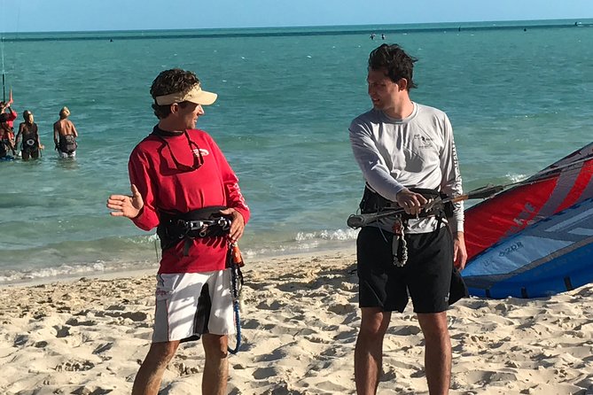 Fast-Track Kiteboarding Camp: Best for Beginners - What makes the small group format useful