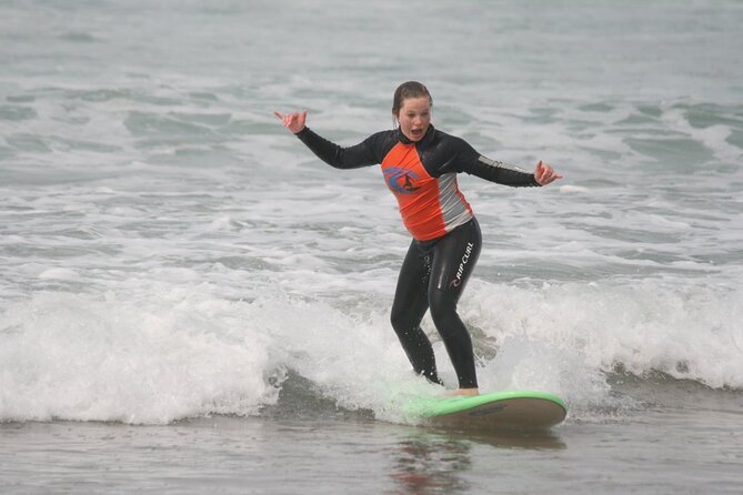 From Agadir: Taghazout Full-Day Surf Lesson with Lunch & Transfer - Who should book this Taghazout lesson?