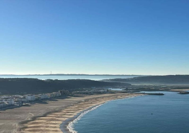 From Lisbon: Nazaré – Portugal’s Giant Waves Surf Tour - Guides, languages, and the feel of the day