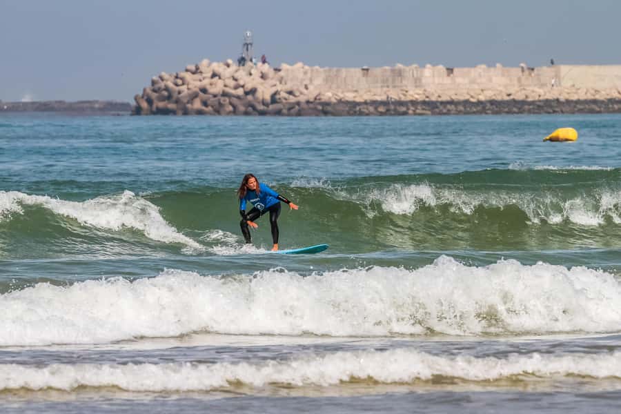 From Marrakesh: Essaouira Surfing Day Trip - Meeting the instructor and choosing your equipment