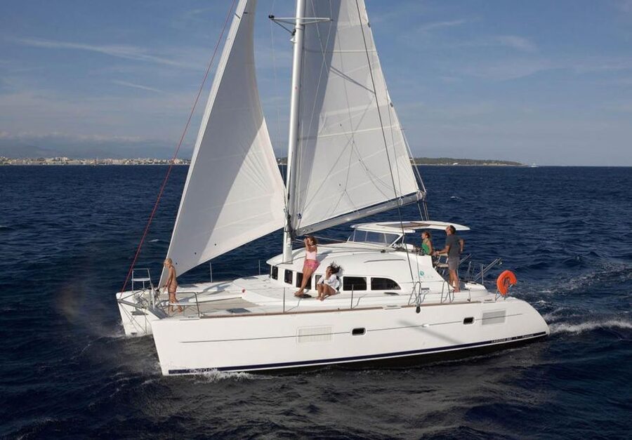 From Ornos: Mykonos Delos Catamaran Cruise with Meal & SUP - The return toward Mykonos