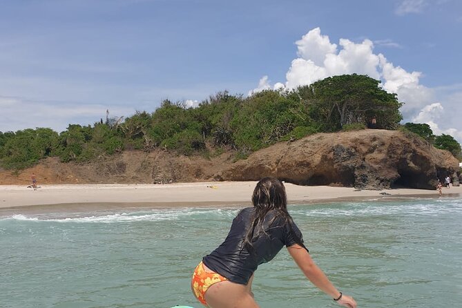 From Sayulita: Surf Trip to La Lancha Beach -all ages & levels - Walking through the jungle to La Lancha