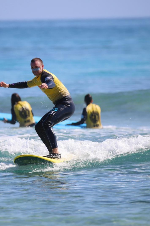 Fuerteventura: 3-Days Surf Lesson for Beginners in Corralejo - A beginner surf course shaped by Corralejo’s weather