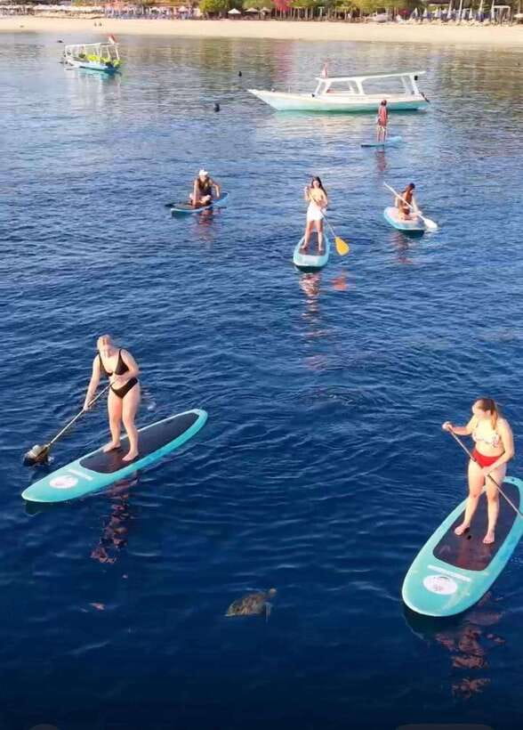 Gili sunrise stand-up paddle boarding (drone photoshoot) - Key points at a glance