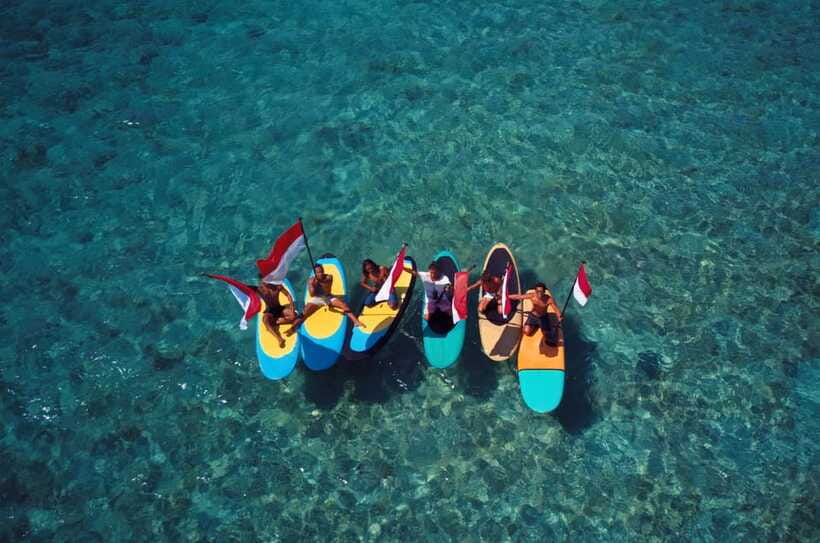 Gili SUP Or Kayak With Drone Shoot . Daylight Or Sunrise - Sunrise or daylight: choosing the better time