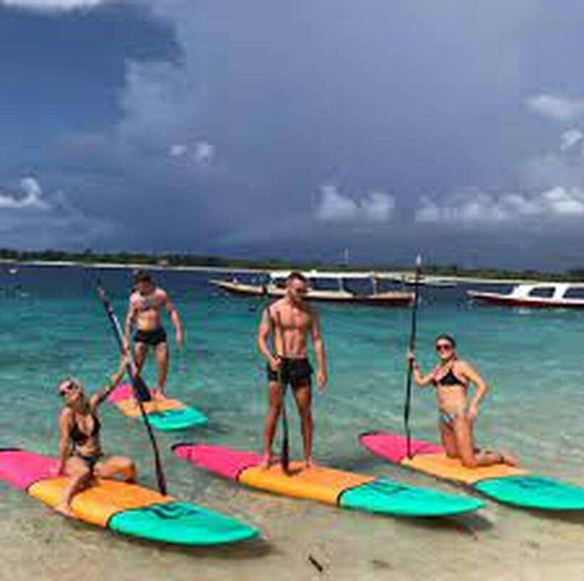 Gili T: Stand Up Paddle & Kayak Adventure in Serene Waters - Choosing between a paddle board and kayak