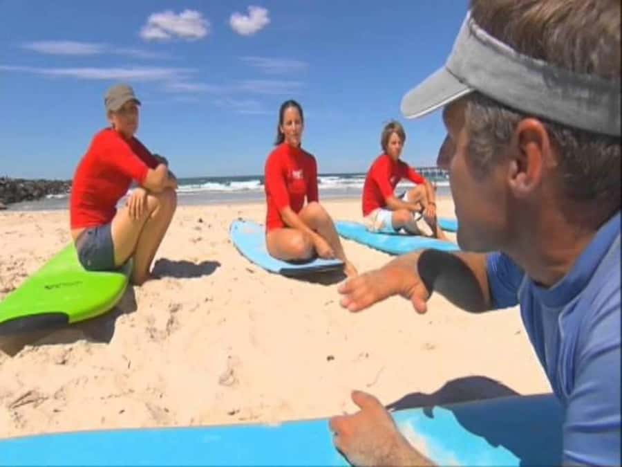 Gold Coast: Private Surf Lesson at The Spit - Private coaching changes the feel of the experience