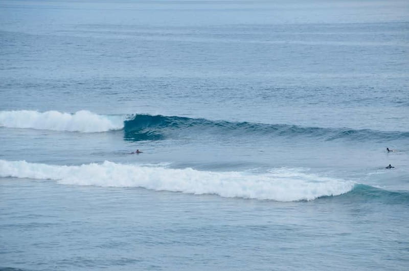 Gran Canaria: Playa del Inglés Girls' Surf Experience - Choosing the beach in Gran Canaria