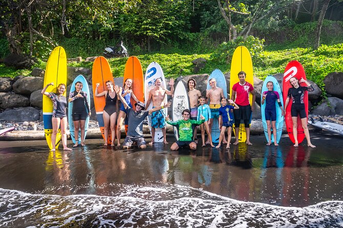Group Guided Surfing Lesson in Tahiti - The instructors and teaching style