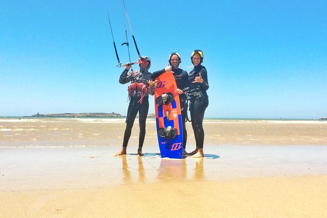 Group Kitesurfing lesson with a Local in Essaouira Morocco - What the $64 price offers