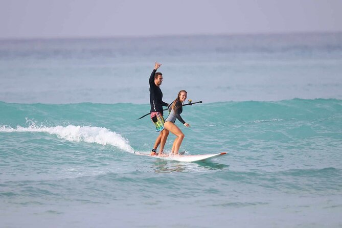 Group Surf Lesson with Videos and Photos - The private group changes the feel