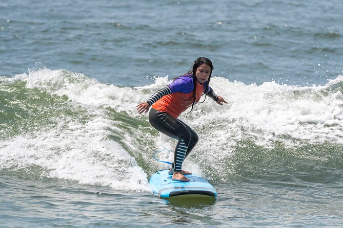 Guided surf tours from Porto city to the beach - Who should book this surf outing?