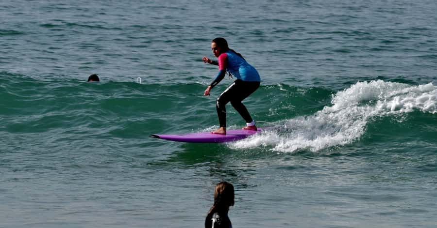 Guided Surfing Tour to Essaouira from Marrakech - Guides, languages, and the human side of the trip