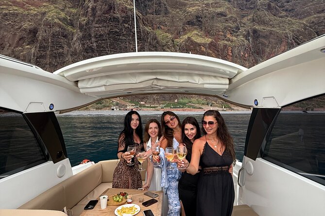 Half Day Private Yacht Tour in Madeira with Paddleboard & Snorkel - Booking details that matter