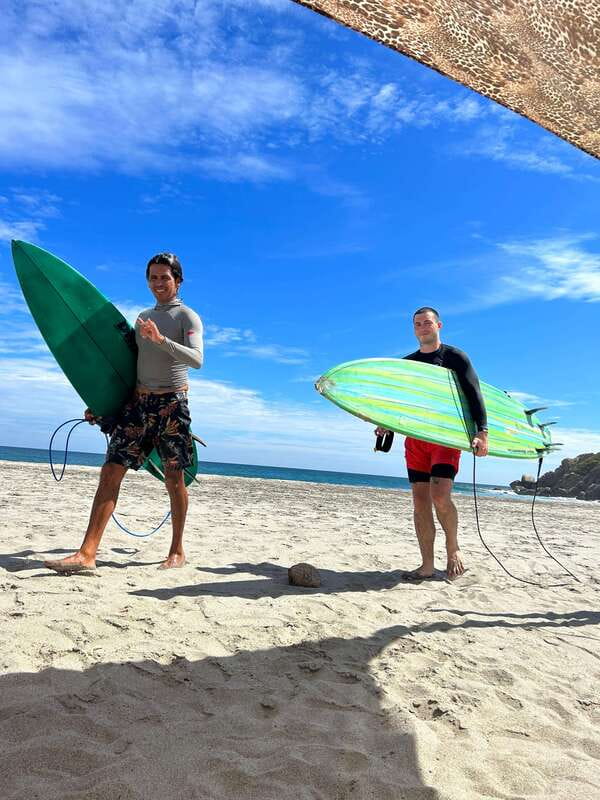 Huatulco: Surf Lesson with surf instructor. All Levels - The land lesson: safety before the first wave