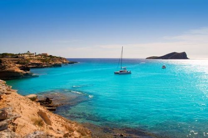 Ibiza Beach Hopping Cruise with Paddleboards, Drinks and Food 6h - At a glance