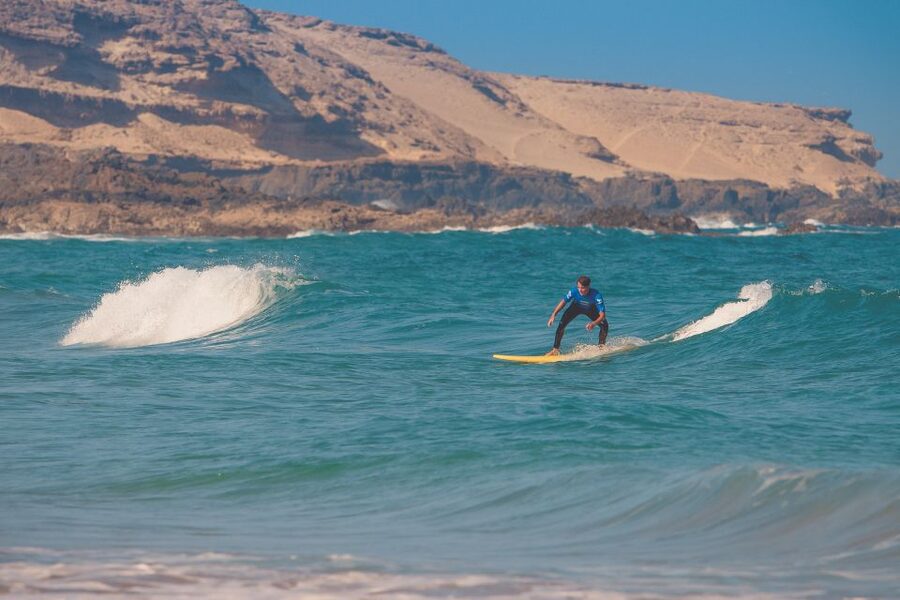 Intermediate & Advenced Surf Course in Fuerteventura's south - Who should book this course?