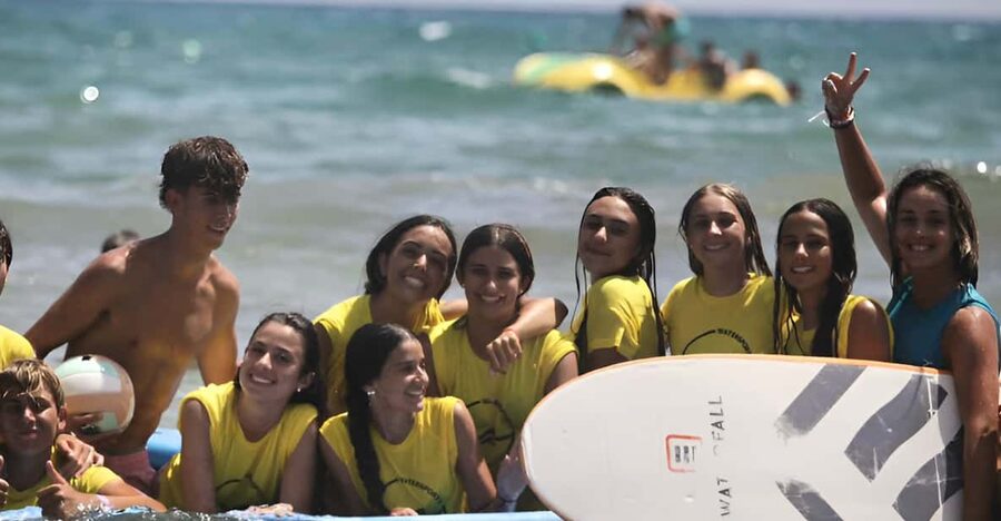 INTRODUCTION TO SURFING COURSE - Should you book the Blue Valley surfing course?