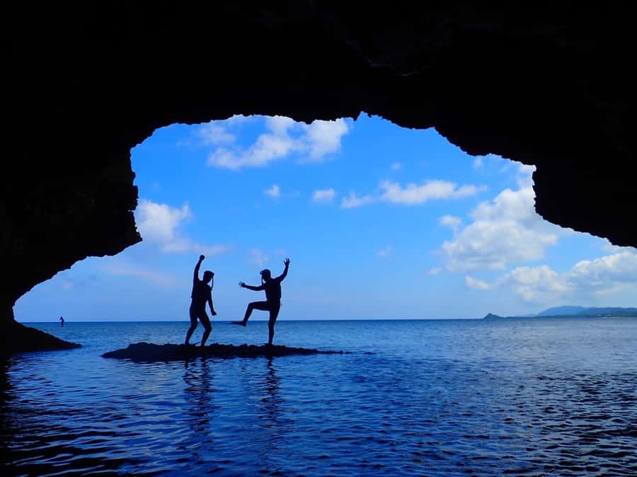 Ishigaki: Canoe or SUP at Kabira Bay&Snorkeling at Blue Cave - Safety rules are part of the experience