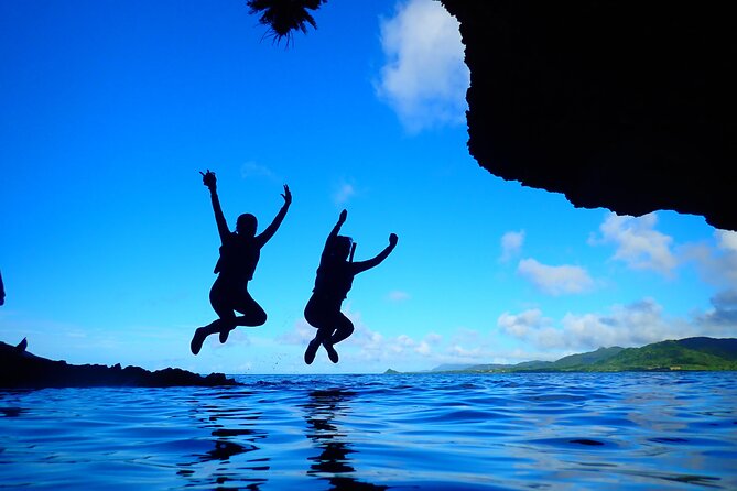 [Ishigaki]Mangrove SUP/Canoe + Blue Cave Snorkeling - Safety rules and physical demands
