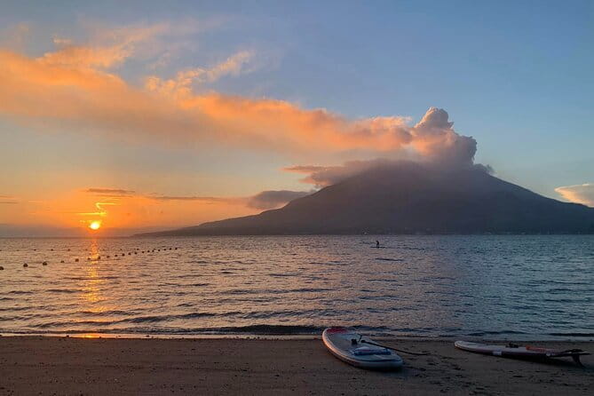 Kagoshima Volcano Sunrise SUP Activity Inc. Breakfast & Transport - A quiet private outing rather than a group workout