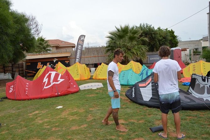 Kitesurf - Advanced course with individual lessons - Safety, water depth, and confidence