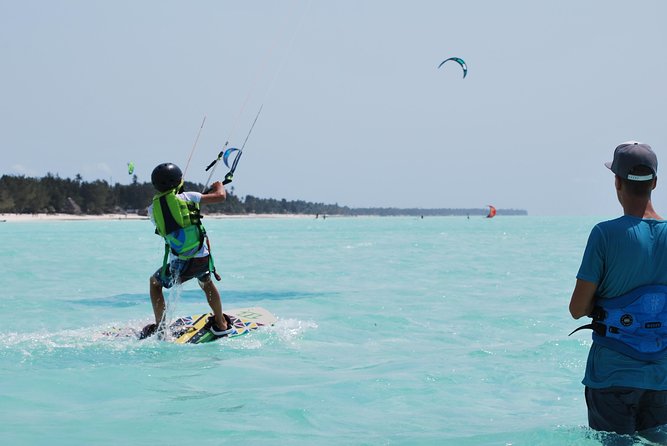 Kitesurf School in Corralejo Book Your Classes - Key points at a glance