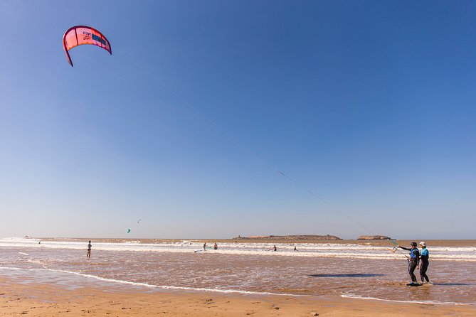 Kitesurfing Lessons in Essaouira Beach - What happens during the two-hour introduction