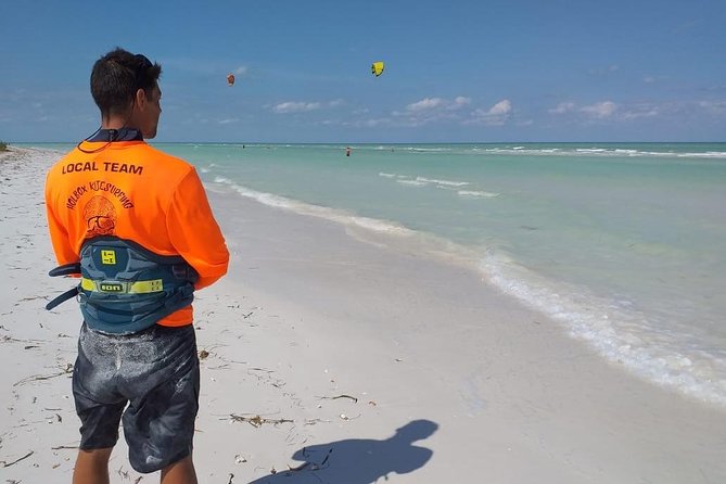 Kitesurfing lessons in Isla Holbox - Weather can change your plans
