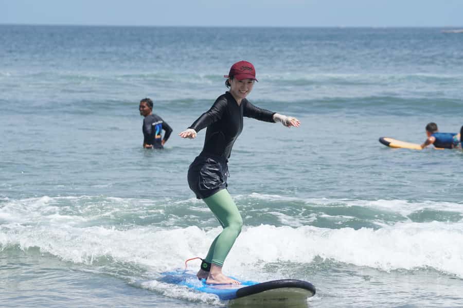 Kuta/Bali: Private Beginner & Intermediate Surf Lessons - Moving into Kuta’s beginner waves