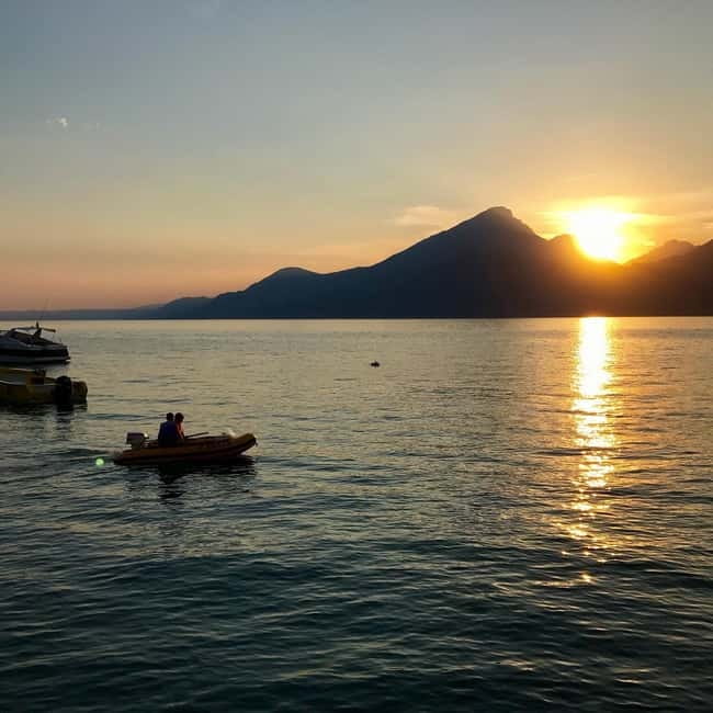 Lake Garda: Stand Up Paddle (SUP) - What the Lake Garda SUP experience is really like