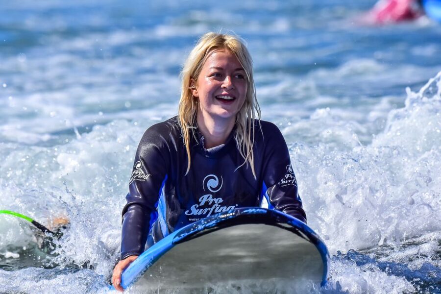 Las Palmas: Learn to Surf with a Special Price for Two Group - Careful coaching from the instructors