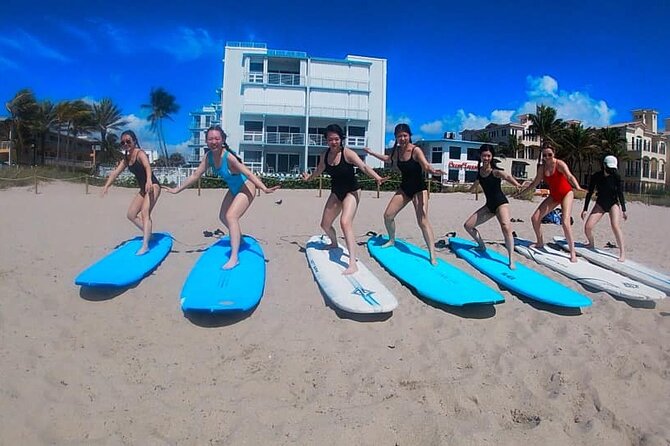 Learn to surf Fort Lauderdale - Entering the water with Darlan Lopes