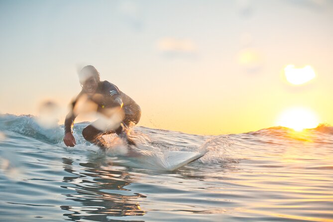 Learn to surf on the endless beaches in southern Fuerteventura - Is four hours enough to learn?