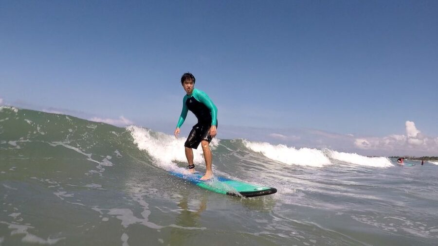 Legian Beach, Bali: Beginner or Intermediate Surf Lessons - Getting there and planning around the tide