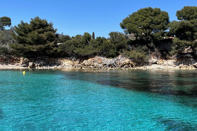 Lérins Islands Sailing Discovery, snorkeling and paddle SUP - Who should book this sailing trip?